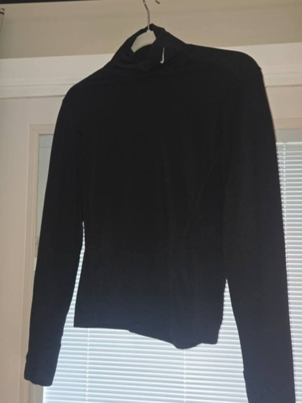 Women's Nike Dri-FIT Black Long Sleeve Mock Neck Top – Size Small - Picture 5 of 6